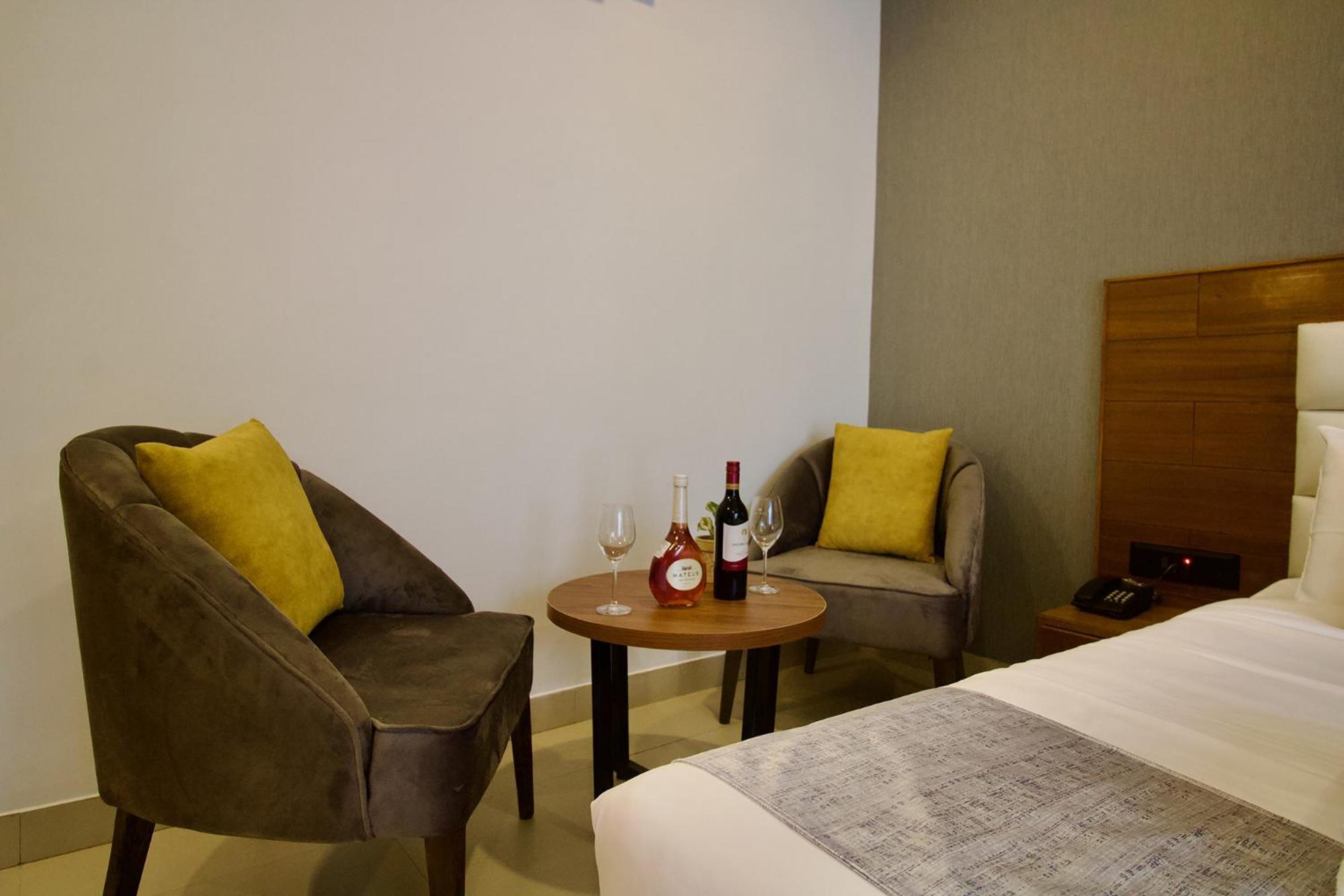 Fabhotel Resort De Ashvem Морджим Экстерьер фото